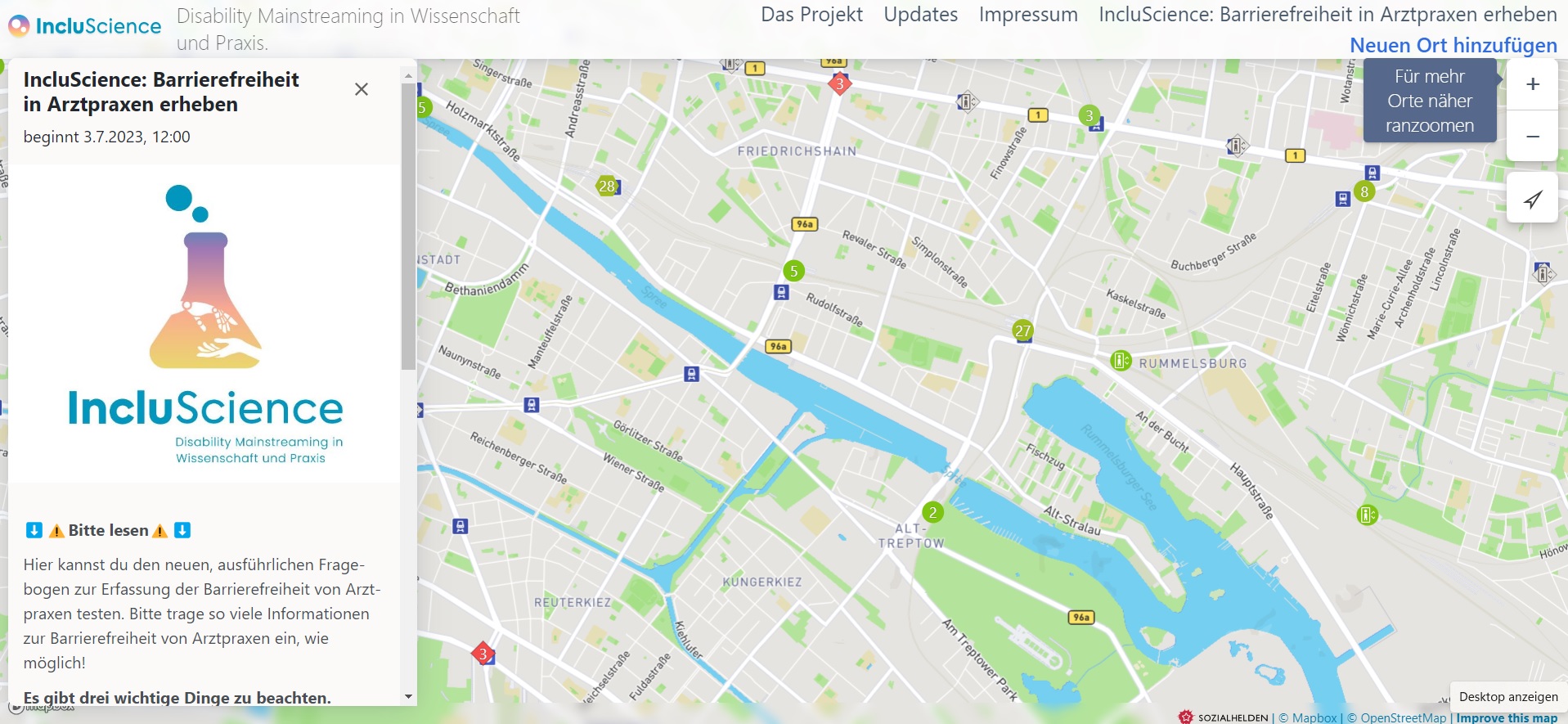Zu sehen ist ein Screenshot einer Stadtkarte, in diesem Fall von Berlin. Darauf sind Markierungen von Gebäuden zu sehen, die anhand eines Ampelsystems angeben, wie barrierefrei es ist.